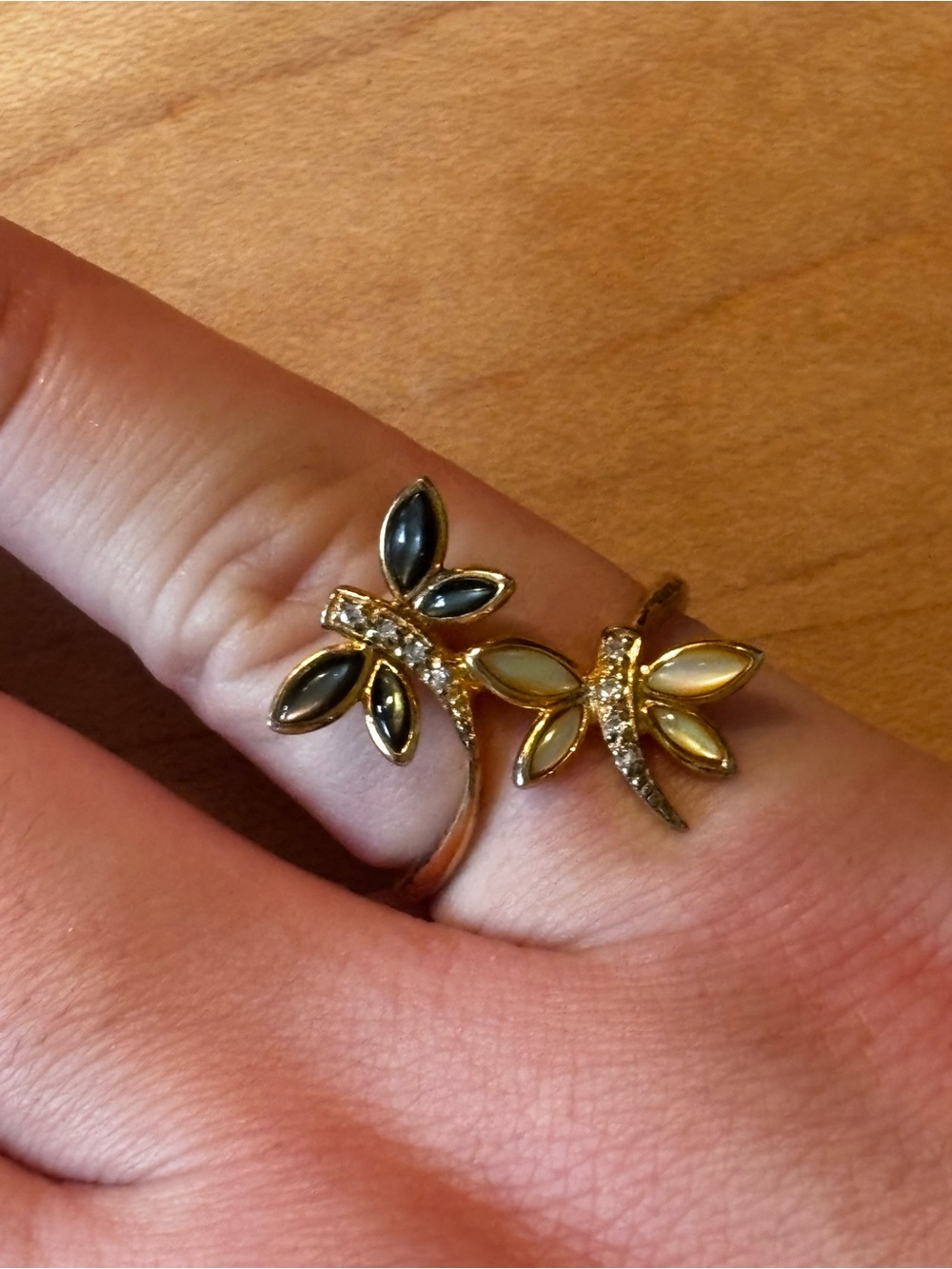 Vintage! Gold Dragonfly Crystal Accent Ring